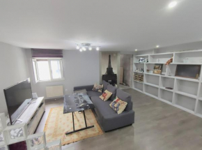 A un paso de la playa, amplio apartamento